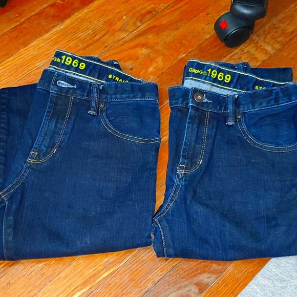 Jeans - Picture 1 of 2